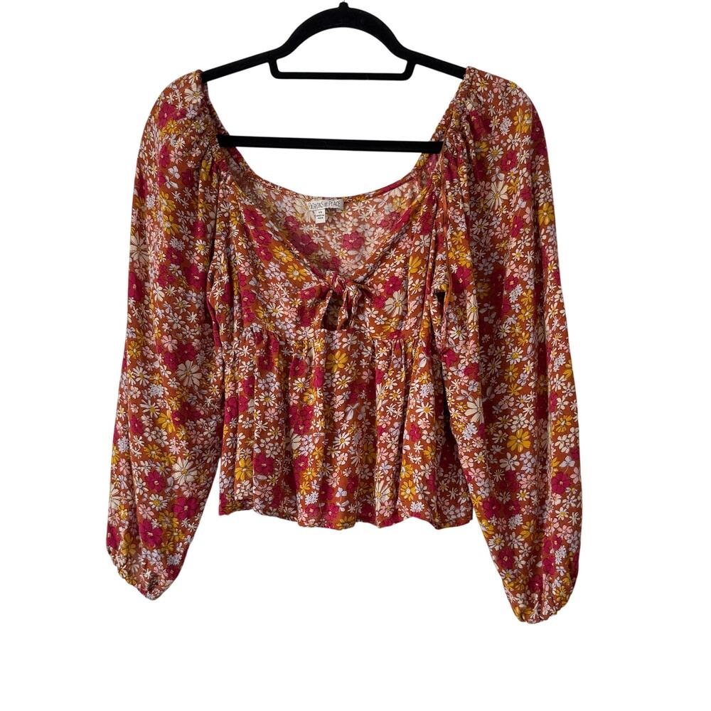 Patrons of Peace Pink floral Crop vlouse top